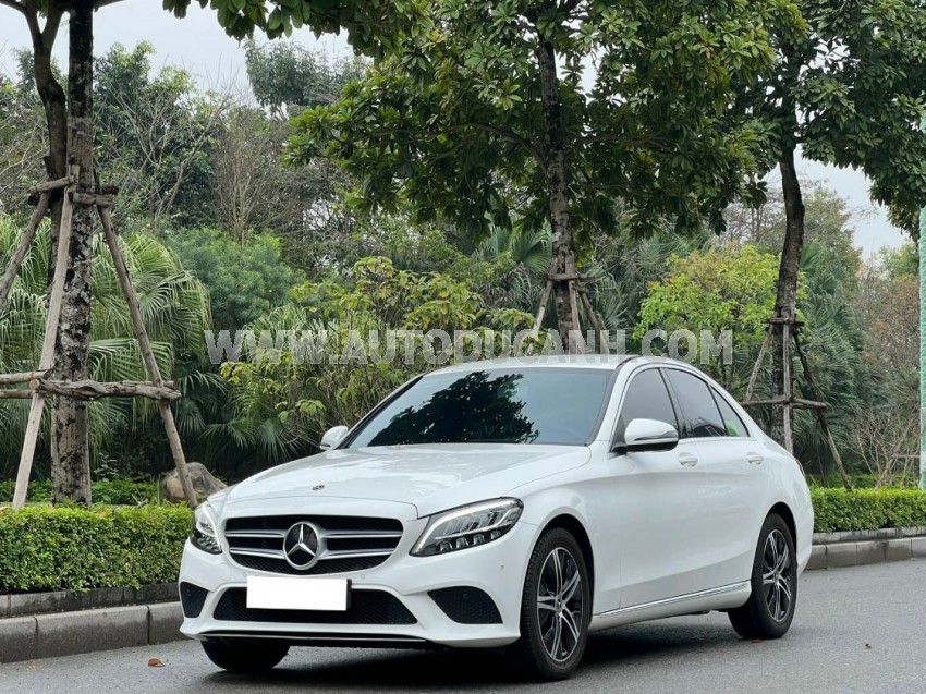 Mercedes Benz C180 AMG 2020