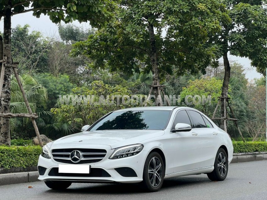 Mercedes Benz C180 AMG 2020