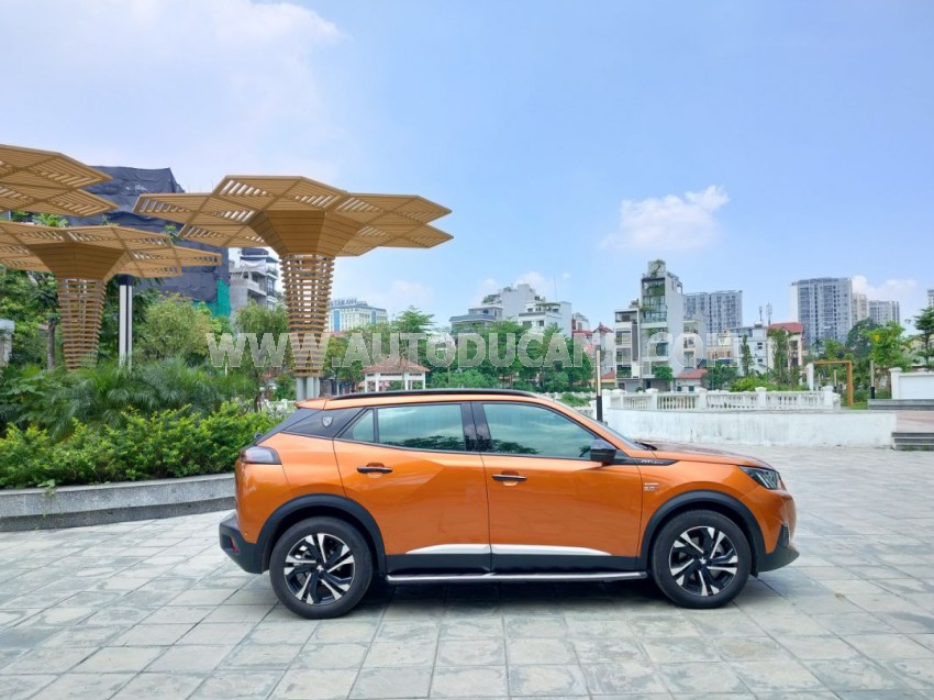 Peugeot 2008 GT Line 1.2 AT