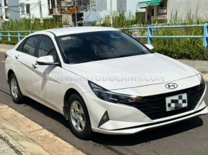 Xe Hyundai Elantra 1.6 AT Tiêu chuẩn 2022