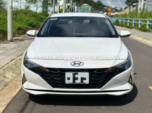 Xe Hyundai Elantra 1.6 AT Tiêu chuẩn 2022