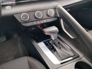Xe Hyundai Elantra 1.6 AT Tiêu chuẩn 2022