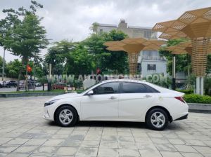 Xe Hyundai Elantra 1.6 AT Tiêu chuẩn 2022