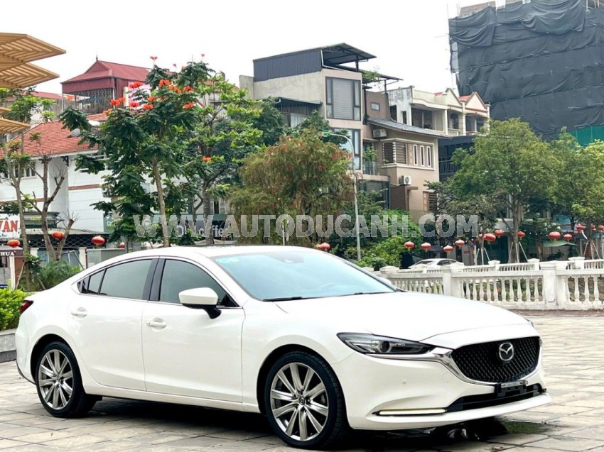 Mazda 6 Premium 2.0 AT 2023