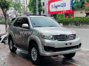 Xe Toyota Fortuner 2.7V 4x4 AT 2014