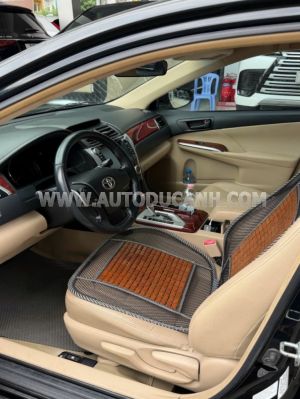 Xe Toyota Camry 2.0E 2014
